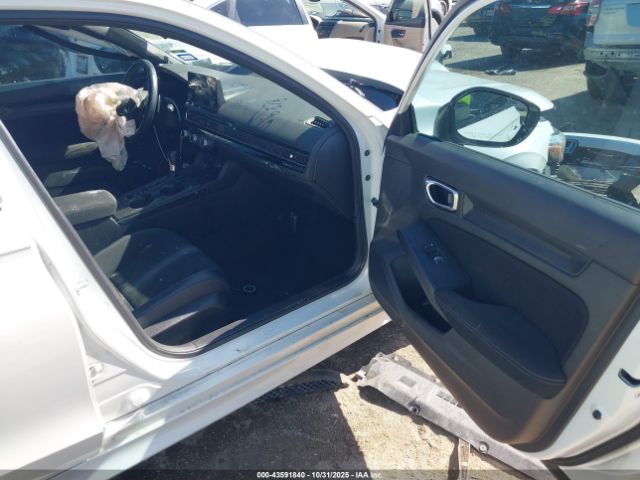 Honda Civic Sport Image 5