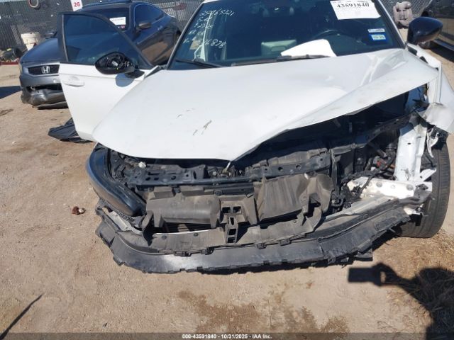 Honda Civic Sport Image 12