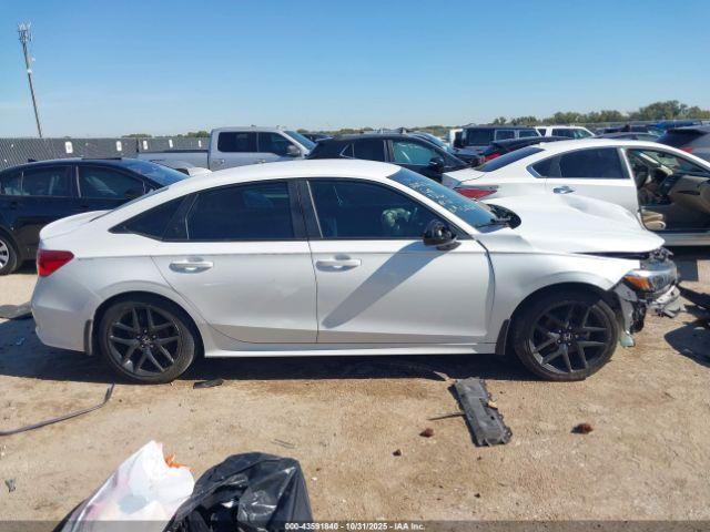 Honda Civic Sport Image 16