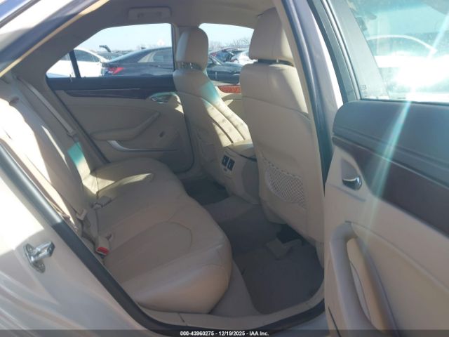 Cadillac CTS Luxury Image 2