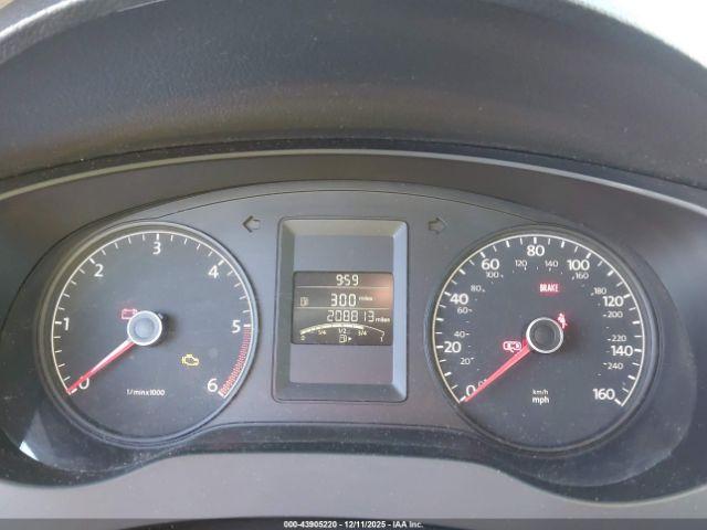 Volkswagen Jetta 2.0l Tdi Image 10