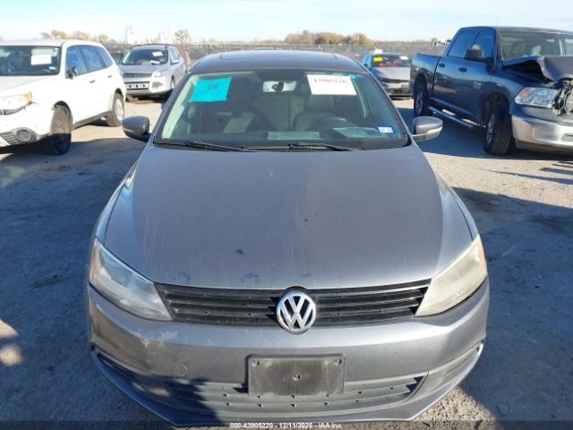 Volkswagen Jetta 2.0l Tdi Image 2