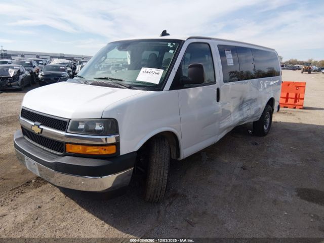 Chevrolet Express Lt Image 14