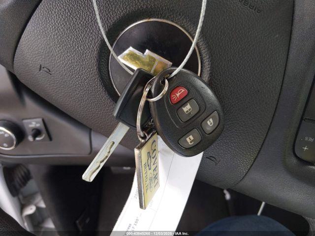 Chevrolet Express Lt Image 15