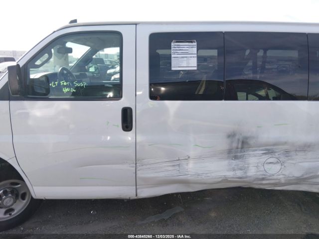 Chevrolet Express Lt Image 11