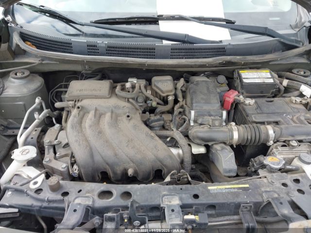 Nissan Versa Image 11