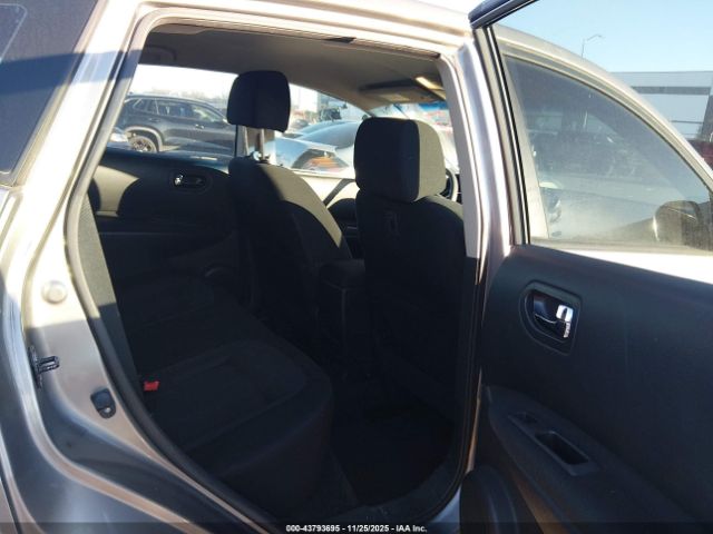 Nissan Rogue S Image 11