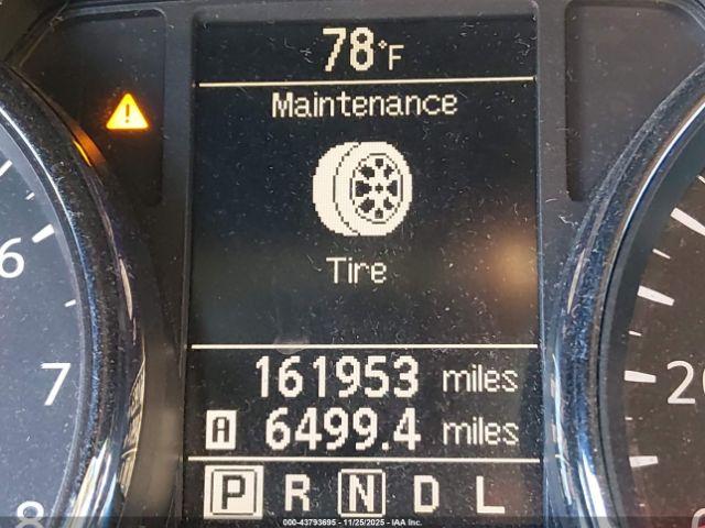 Nissan Rogue S Image 9