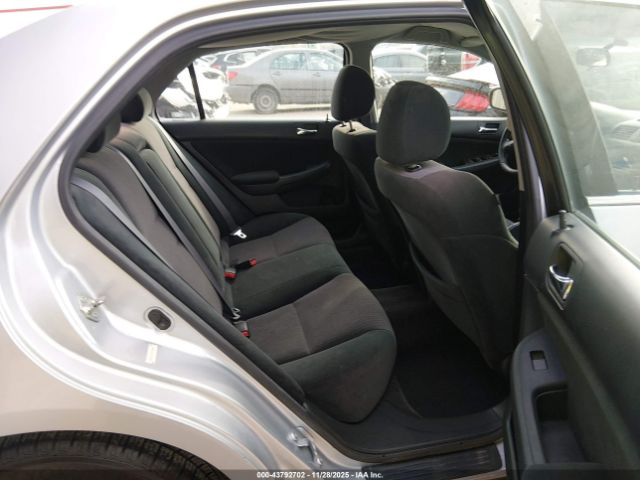 Honda Accord 2.4 Lx Image 3