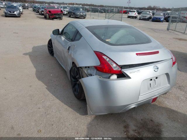 Nissan 370Z Image 15