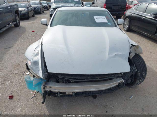 Nissan 370Z Image 17