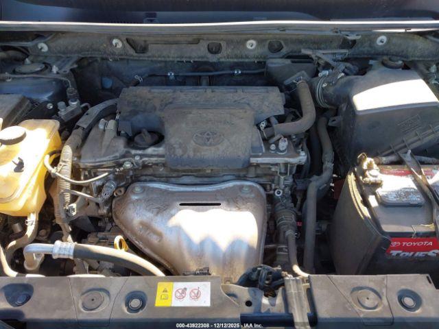 Toyota RAV4 Se Image 4