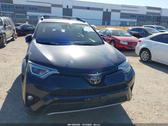 Toyota RAV4 Se Image 11