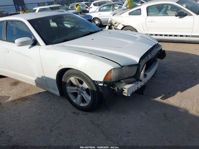 Dodge Charger Se Image 11