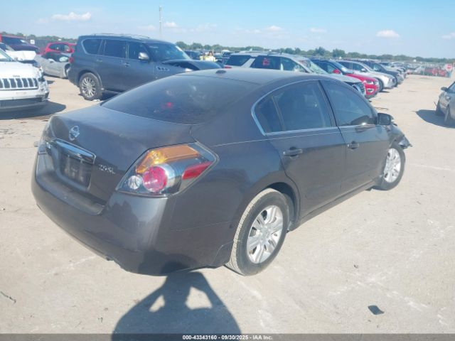 Nissan Altima 2.5 S Image 12