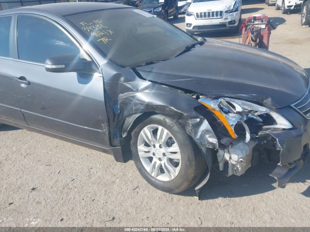 Nissan Altima 2.5 S Image 15