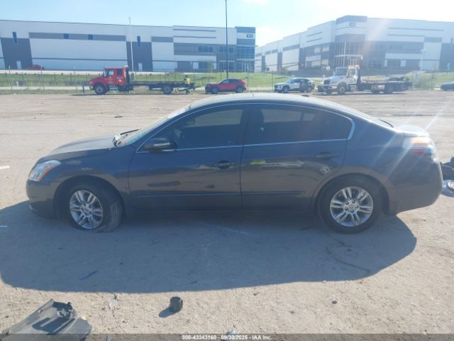 Nissan Altima 2.5 S Image 6