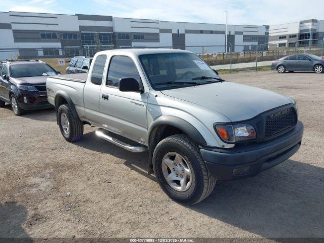  Salvage Toyota Tacoma