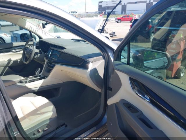 Cadillac XT6 Fwd Premium Luxury Image 5