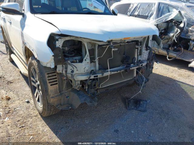 Toyota 4Runner Limited Image 2