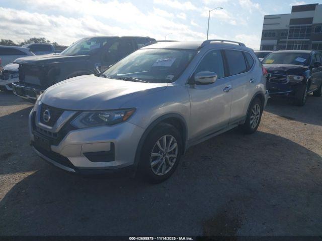 Nissan Rogue Sv Image 5