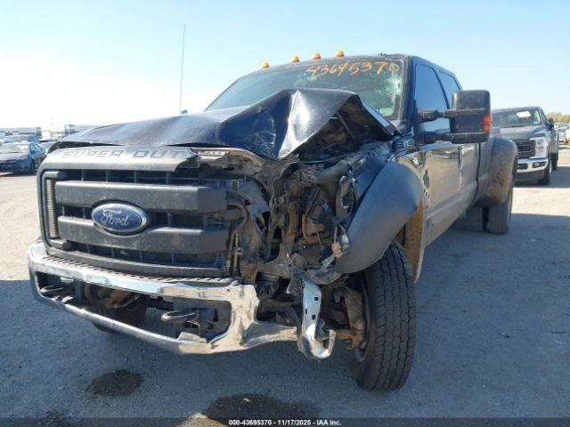 Ford F-450 Xl Image 9