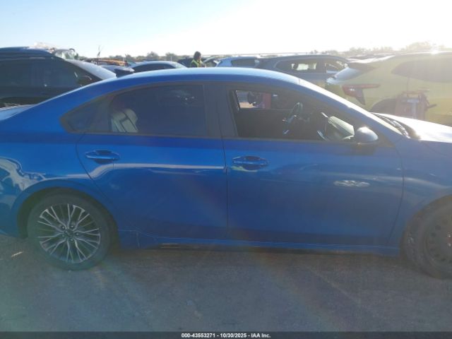 Kia Forte Gt-line Image 9