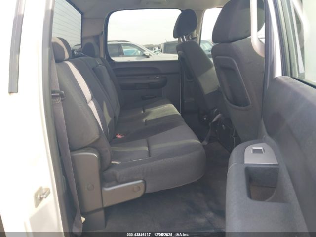 Chevrolet Silverado 1500 Lt Image 9