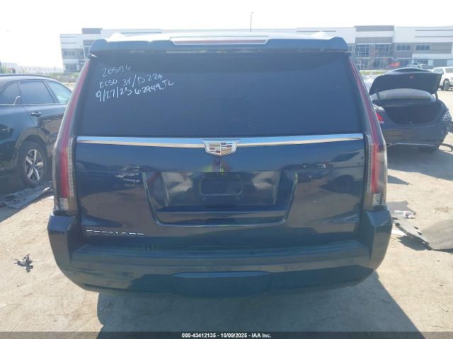 Cadillac Escalade Luxury Image 13