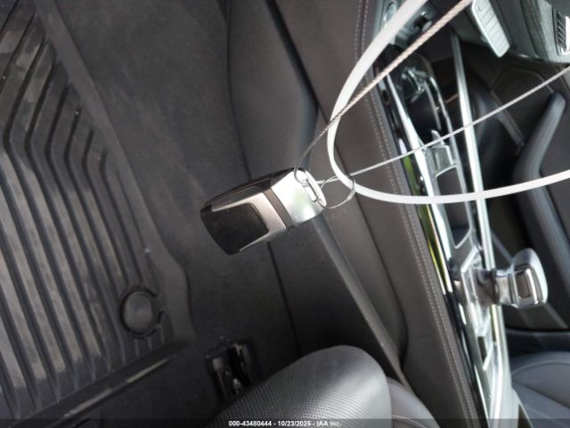 Audi A4 Premium Plus 45 Tfsi S Line Quattro S Tronic Image 15