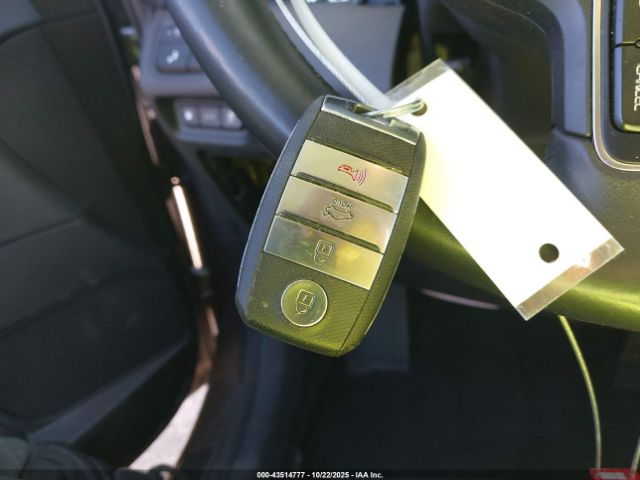 Kia Optima Ex Image 7