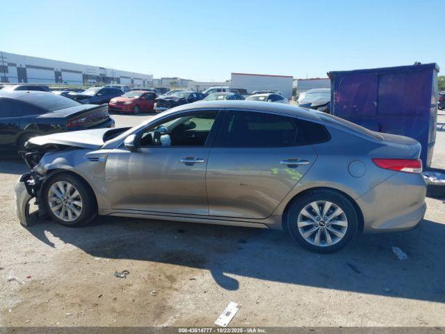 Kia Optima Ex Image 13