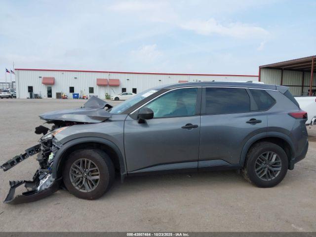 Nissan Rogue S Fwd Image 6