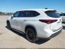 Toyota Highlander L Image 10