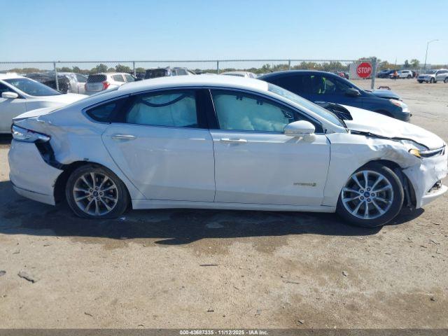 Ford Fusion Se Image 5