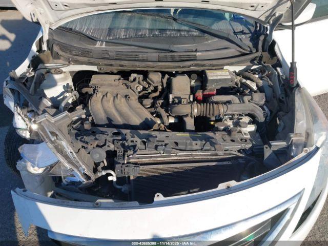 Nissan Versa 1.6 Sv Image 4