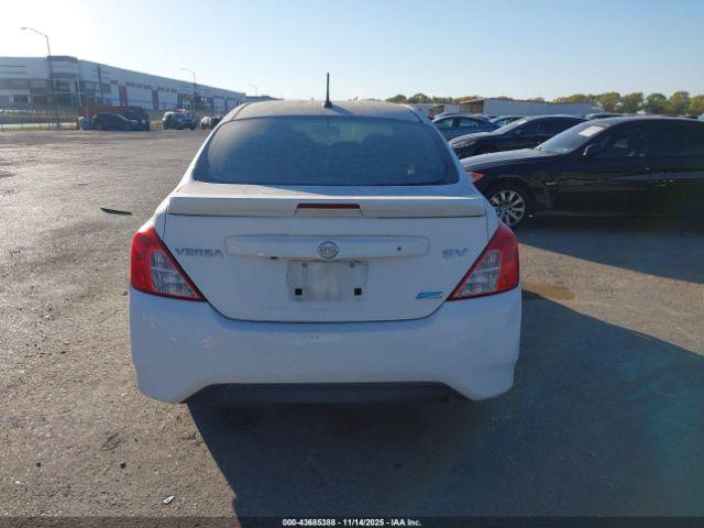 Nissan Versa 1.6 Sv Image 9