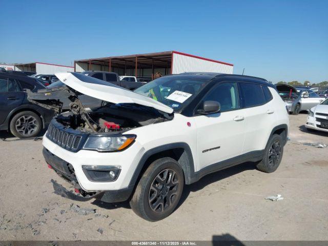 Jeep Compass Trailhawk 4x4 Image 7