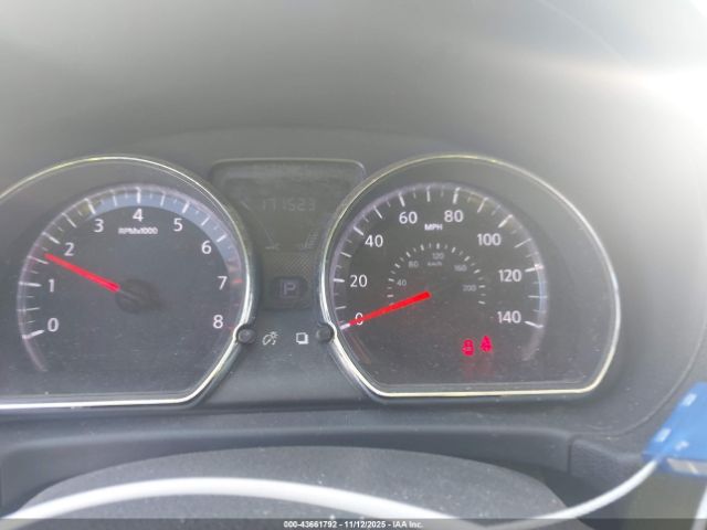 Nissan Versa Image 6