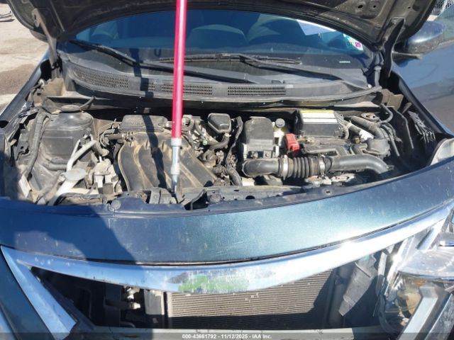 Nissan Versa Image 14