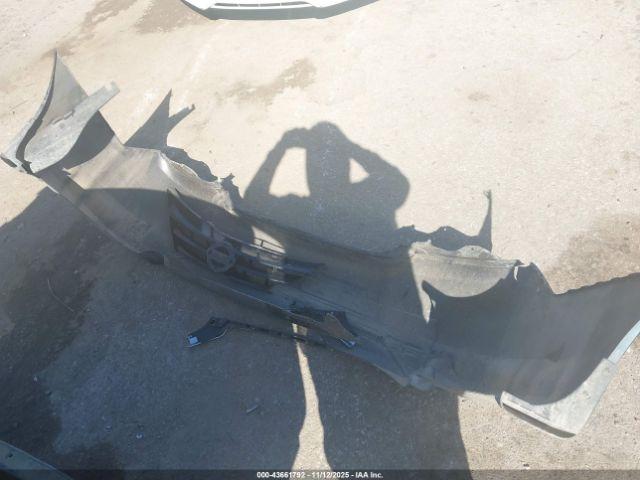 Nissan Versa Image 12