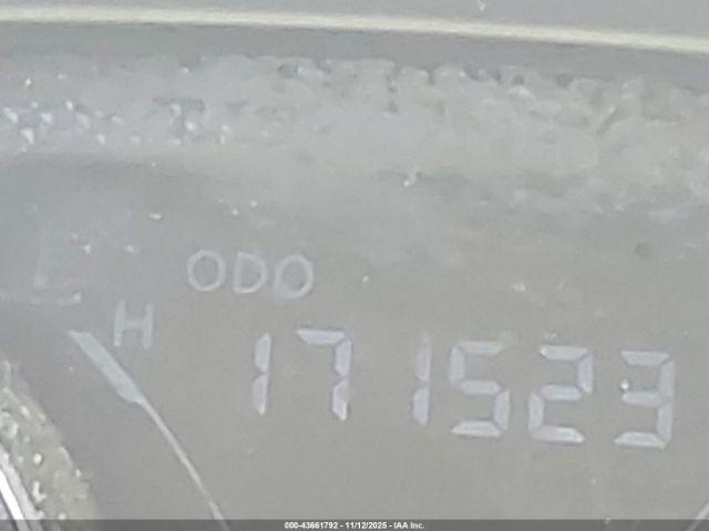 Nissan Versa Image 13