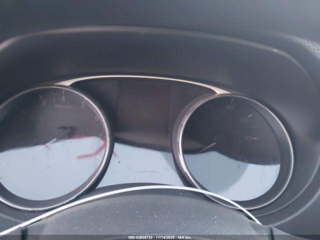 Nissan Rogue S Image 10