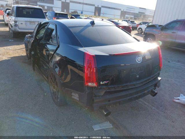 Cadillac CTS-V Image 4