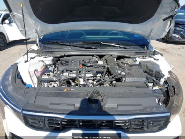 Kia K4 Gt-line Turbo Image 11