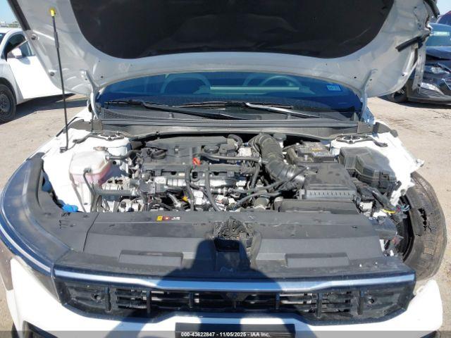 Kia K4 Gt-line Turbo Image 11