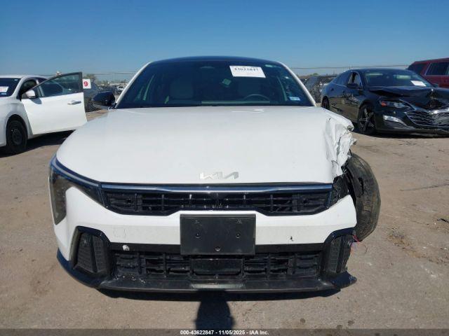 Kia K4 Gt-line Turbo Image 12