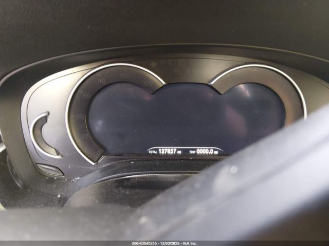 BMW 5 Series Image 3