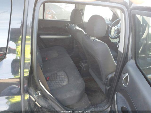 Chevrolet HHR Ls Image 2