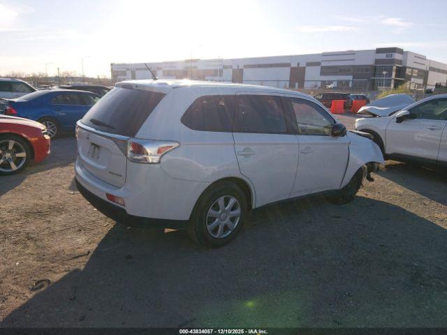 Mitsubishi Outlander Es Image 3